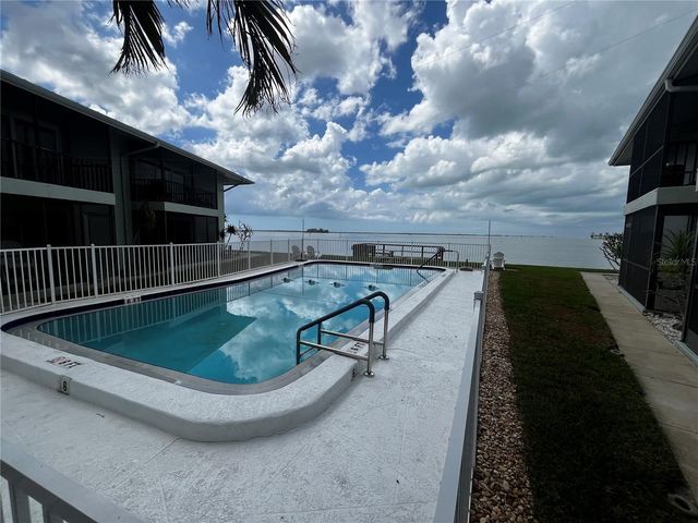 2566 GARY CIRCLE 5, Dunedin, FL 34698