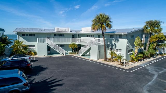 2566 GARY CIRCLE 5, Dunedin, FL 34698