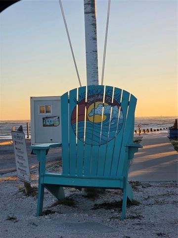 2566 GARY CIRCLE 5, Dunedin, FL 34698