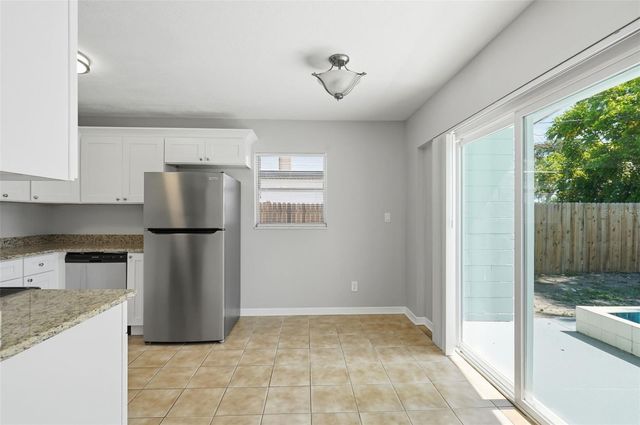 3934 HELENA STREET NE, St Petersburg, FL 33703