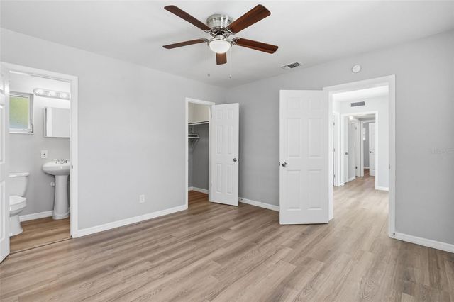 3934 HELENA STREET NE, St Petersburg, FL 33703
