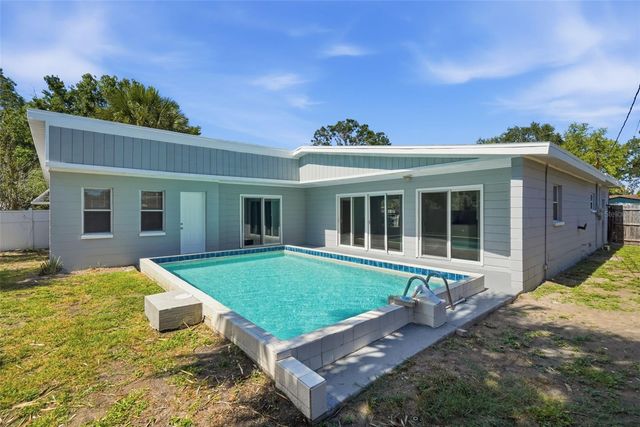 3934 HELENA STREET NE, St Petersburg, FL 33703