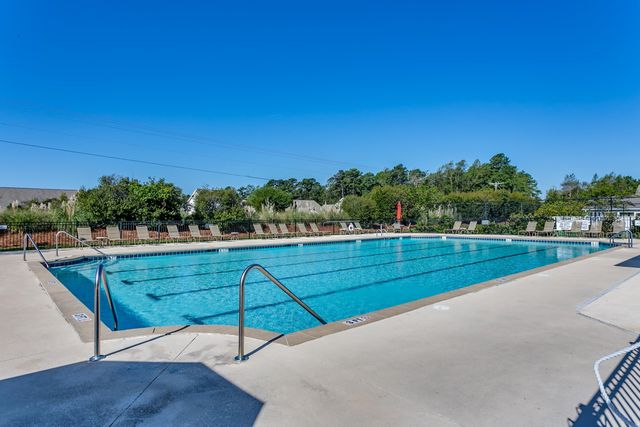 628 Lafayette Park Dr., Little River, SC 29566