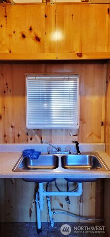 71 N Coho Court, Hoodsport, WA 98548