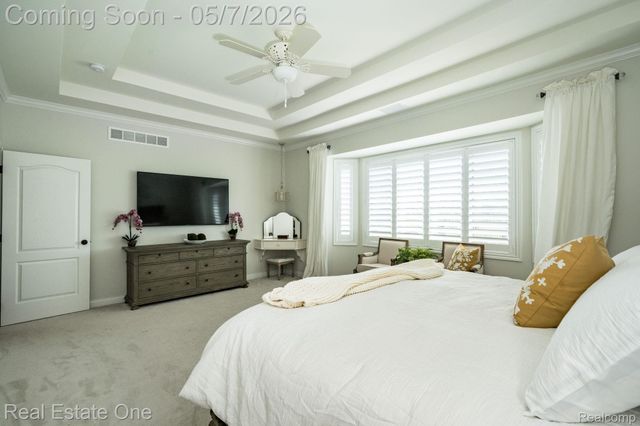 350 Golfside Drive, Oxford Charter Township, MI 48371