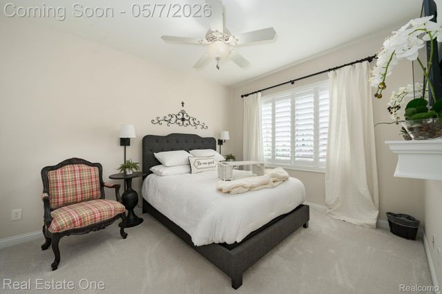 350 Golfside Drive, Oxford Charter Township, MI 48371
