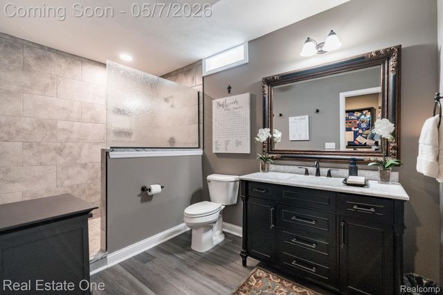 350 Golfside Drive, Oxford Charter Township, MI 48371