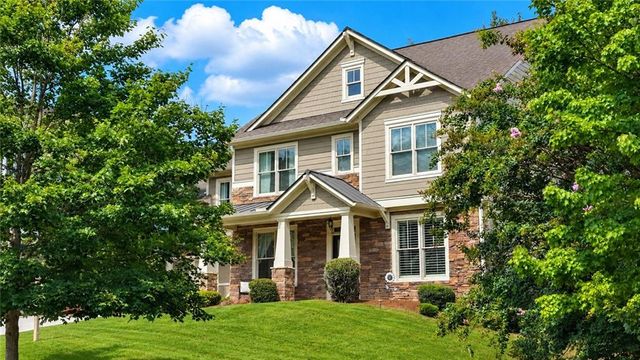 7232 Lake Sterling Boulevard, Flowery Branch, GA 30542