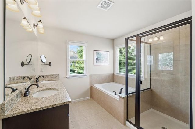 7232 Lake Sterling Boulevard, Flowery Branch, GA 30542