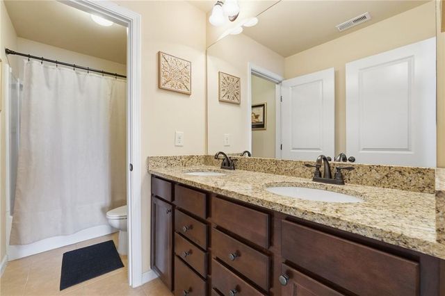 7232 Lake Sterling Boulevard, Flowery Branch, GA 30542