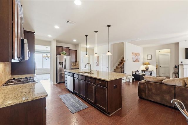 7232 Lake Sterling Boulevard, Flowery Branch, GA 30542