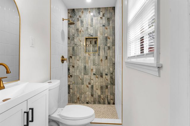 1676 LYFORD CV, Memphis, TN 38119