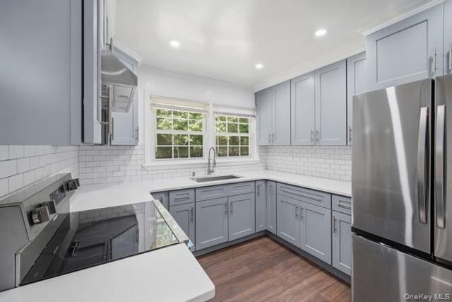 458 N Magee Street, Southampton, NY 11968