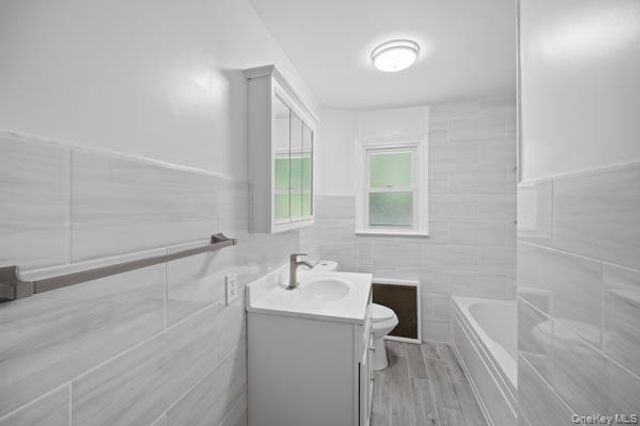 458 N Magee Street, Southampton, NY 11968