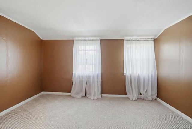 458 N Magee Street, Southampton, NY 11968