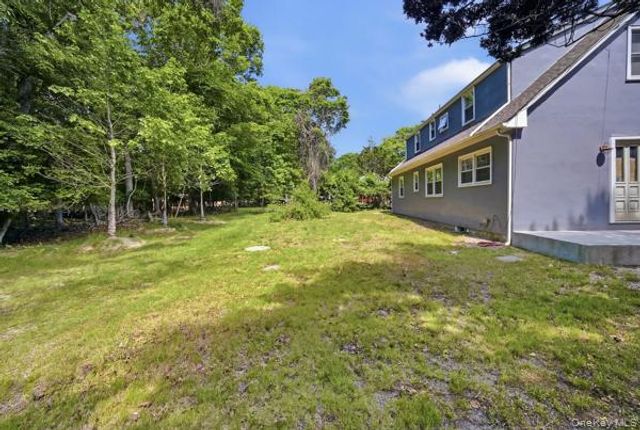 458 N Magee Street, Southampton, NY 11968