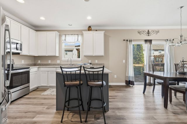 11852 Wynsom Court, Fishers, IN 46038