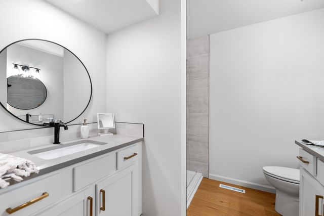 425 N Parkridge St, Wichita, KS 67212