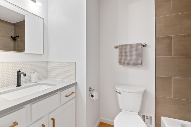 425 N Parkridge St, Wichita, KS 67212