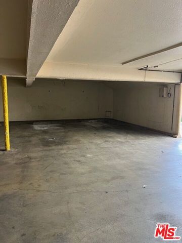 1114 W 155th Street B, Gardena, CA 90247