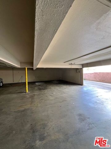 1114 W 155th Street B, Gardena, CA 90247