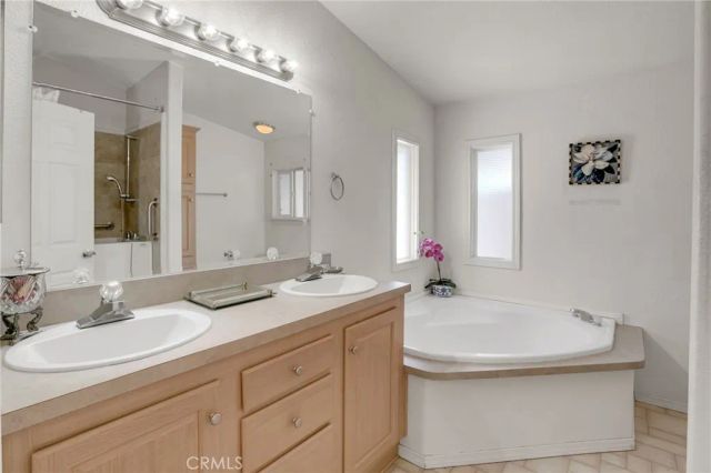 1001 W Lambert 219, La Habra, CA 90631