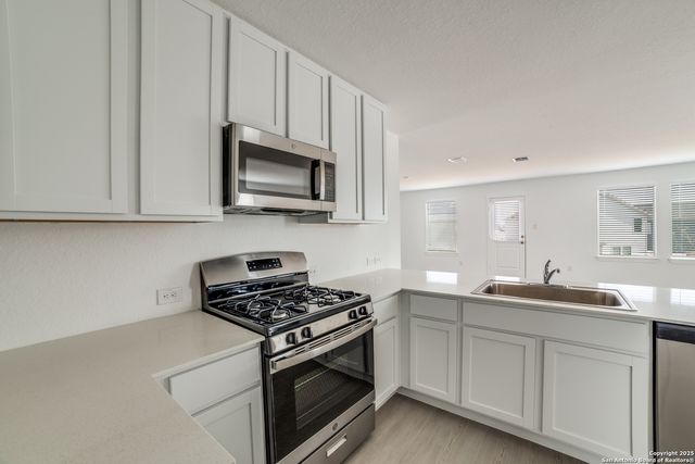 5202 Morgan Crest, San Antonio, TX 78253