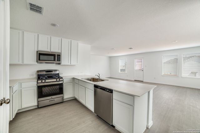 5202 Morgan Crest, San Antonio, TX 78253