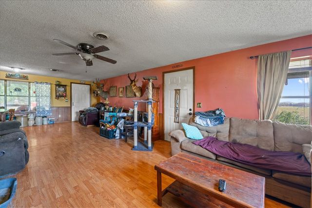 14482 Goshen Tuttle Road, Elkins, AR 72727