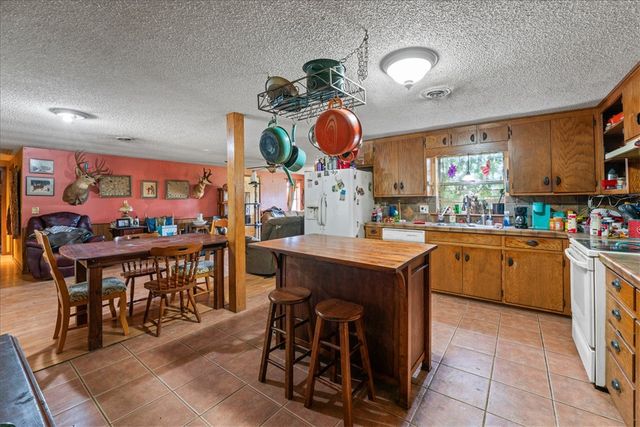 14482 Goshen Tuttle Road, Elkins, AR 72727