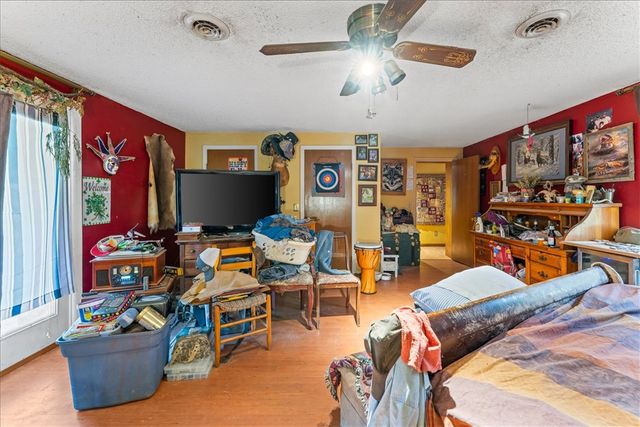14482 Goshen Tuttle Road, Elkins, AR 72727