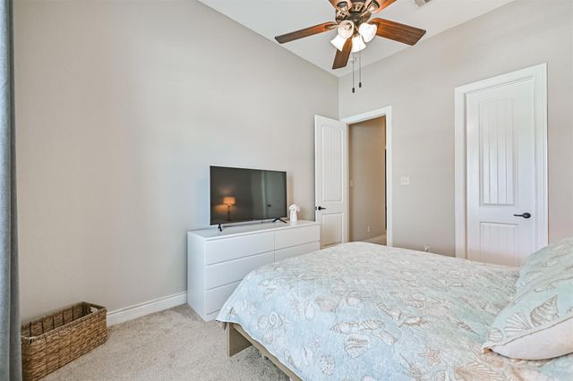 281 Westwood Drive, League City, TX 77573