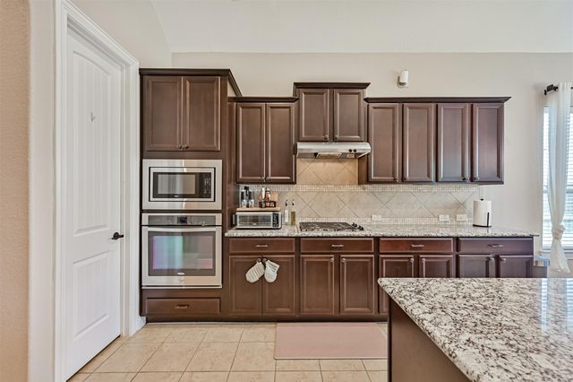 281 Westwood Drive, League City, TX 77573