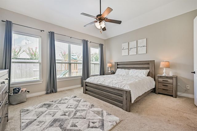 281 Westwood Drive, League City, TX 77573