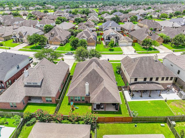281 Westwood Drive, League City, TX 77573