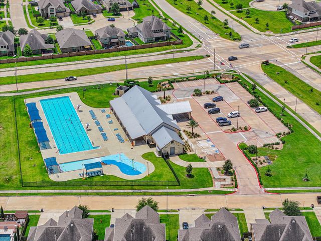 281 Westwood Drive, League City, TX 77573