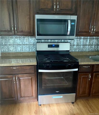 8 Park Avenue B, Hillburn, NY 10931