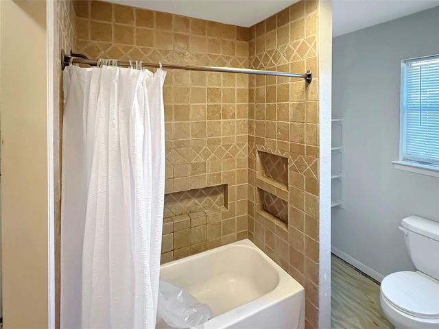 4744 Randall Road, Orange, TX 77632