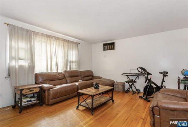 362 Boyden Avenue, Maplewood, NJ 07040