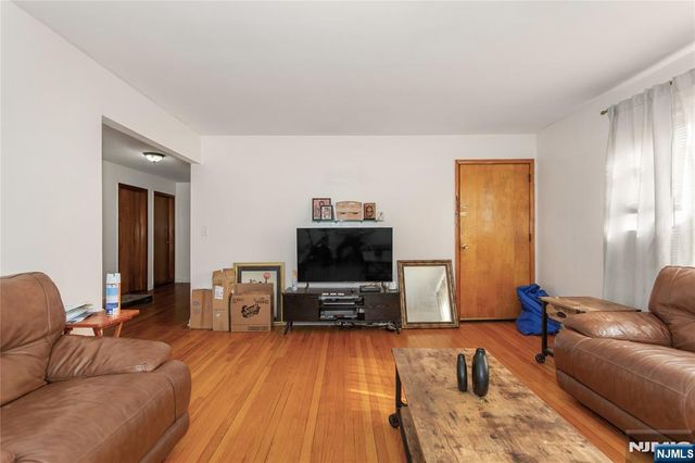 362 Boyden Avenue, Maplewood, NJ 07040