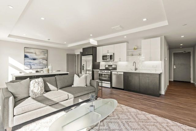 30 Collins Avenue 000, Saugus, MA 01906