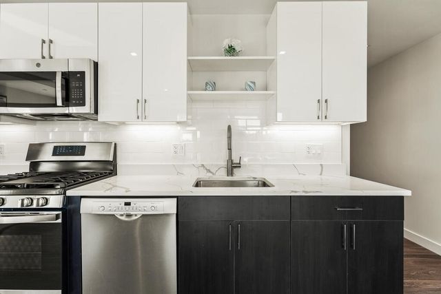 30 Collins Avenue 000, Saugus, MA 01906