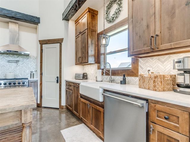 7562 NW Lorraine Drive, Piedmont, OK 73078