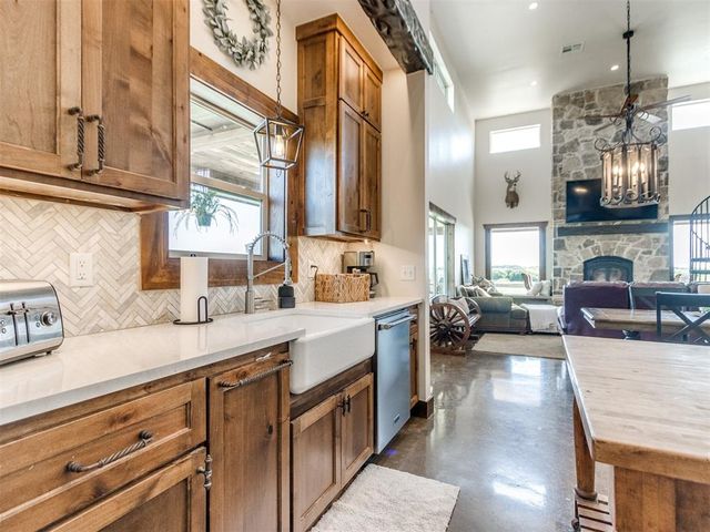 7562 NW Lorraine Drive, Piedmont, OK 73078