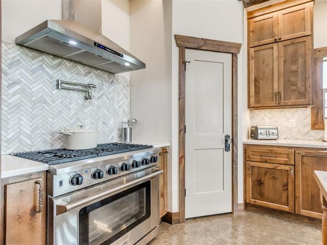7562 NW Lorraine Drive, Piedmont, OK 73078