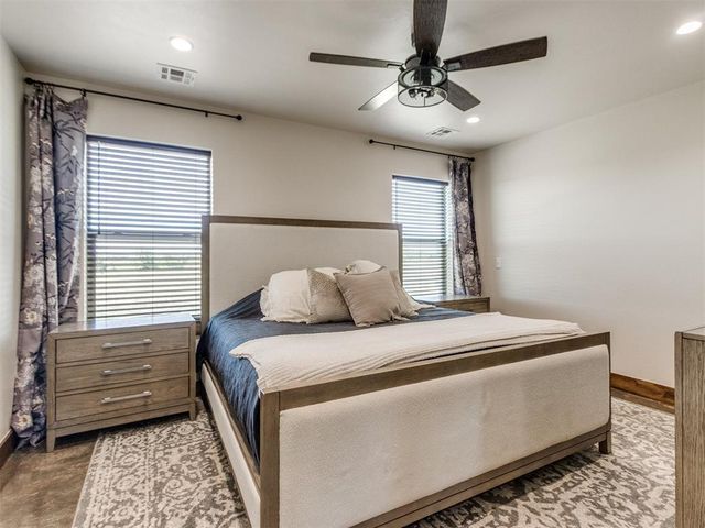 7562 NW Lorraine Drive, Piedmont, OK 73078