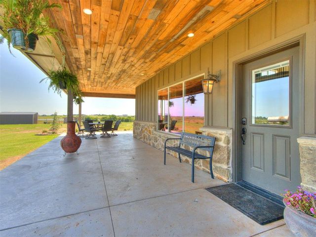 7562 NW Lorraine Drive, Piedmont, OK 73078