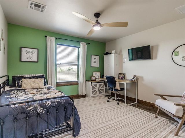 7562 NW Lorraine Drive, Piedmont, OK 73078