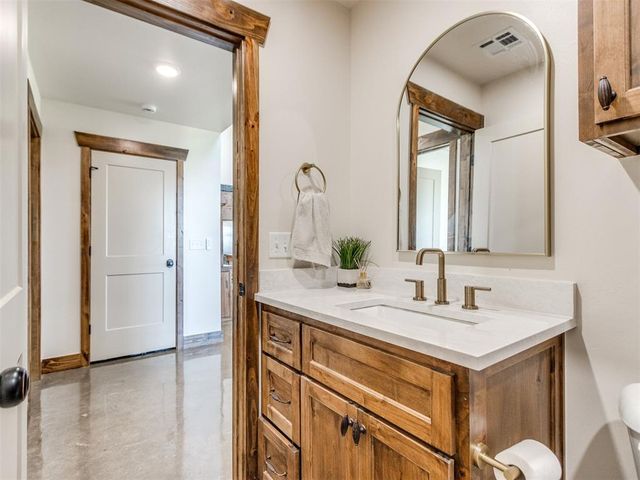7562 NW Lorraine Drive, Piedmont, OK 73078