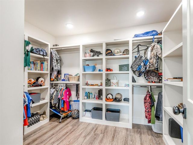 7562 NW Lorraine Drive, Piedmont, OK 73078